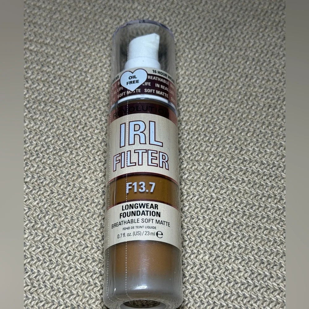 Revolution IRL Filter Foundation F13.7 - new sealed